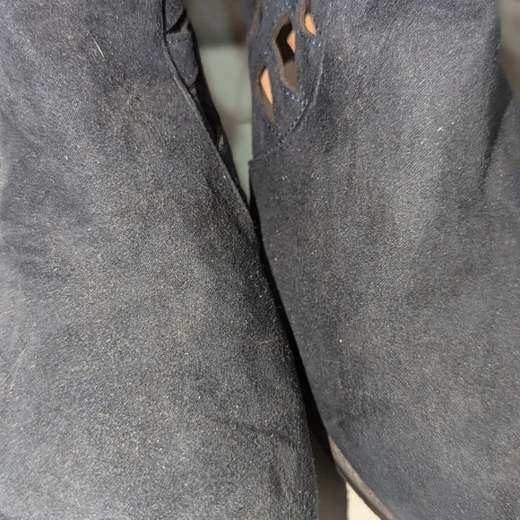 Navy booties - Picture 3 of 7